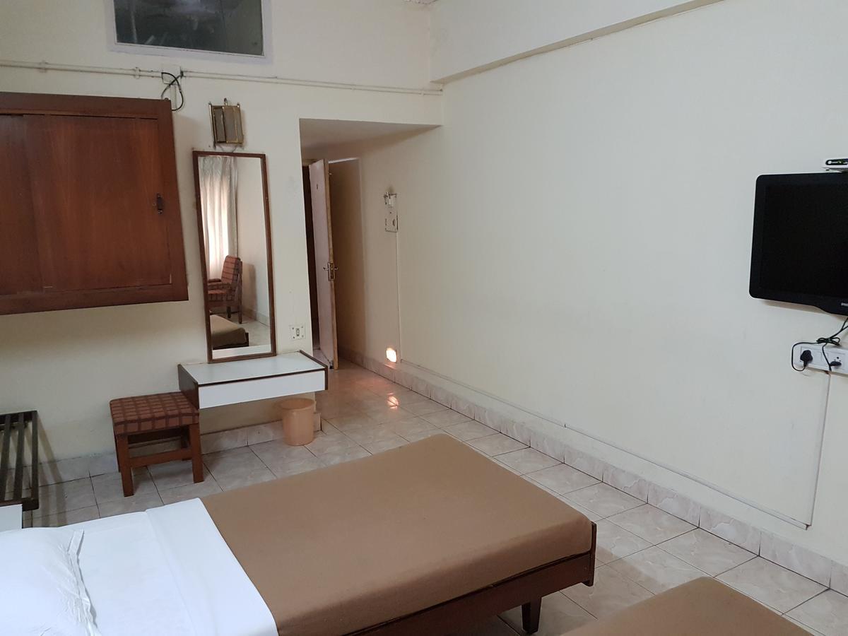 Hotel Siddhartha Hyderabad Exteriör bild