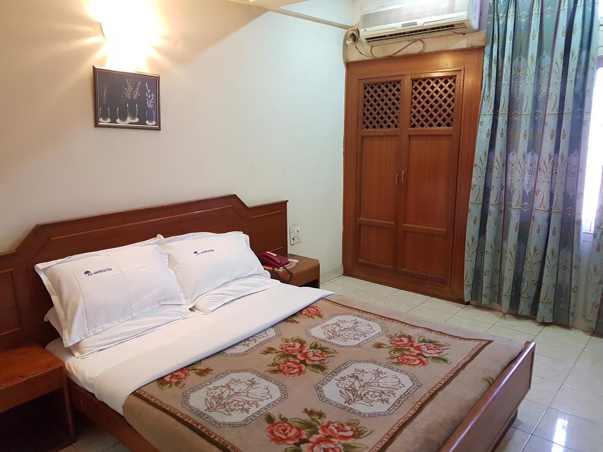 Hotel Siddhartha Hyderabad Exteriör bild