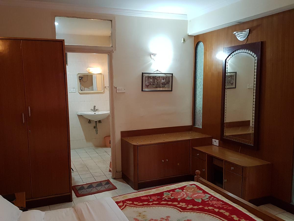Hotel Siddhartha Hyderabad Exteriör bild