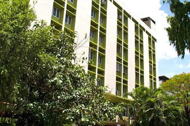 Hotel Siddhartha Hyderabad Exteriör bild