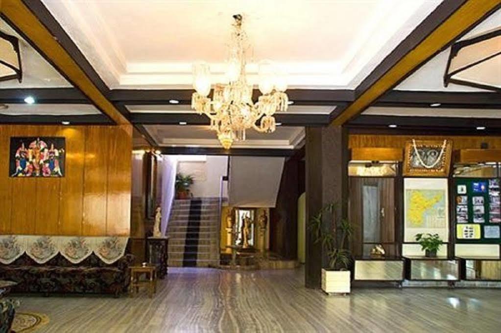 Hotel Siddhartha Hyderabad Exteriör bild